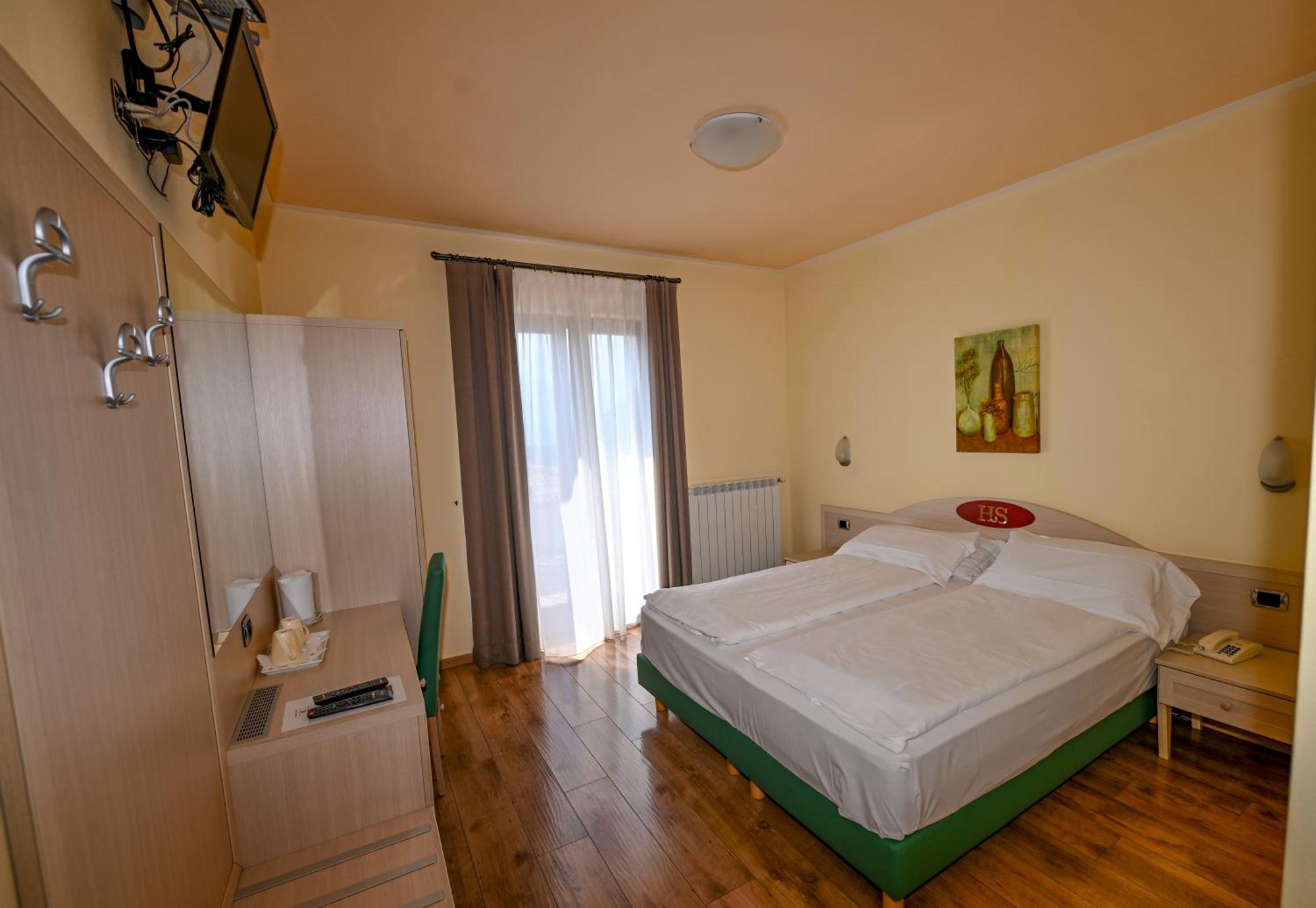 Hotel La Fenice E Sole Tremosine