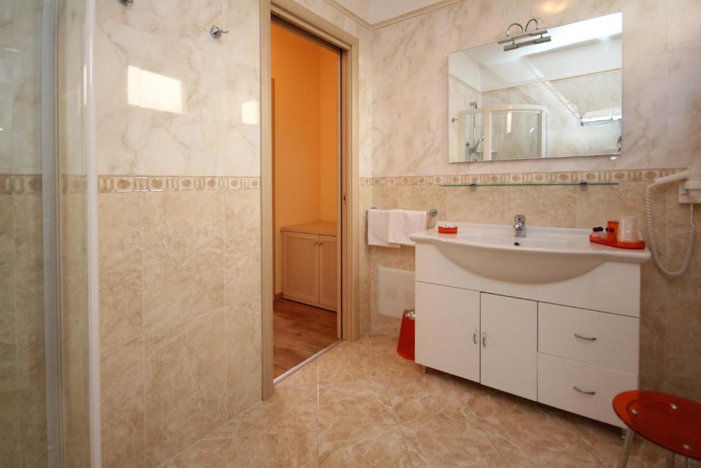 La Fenice E Sole 3*